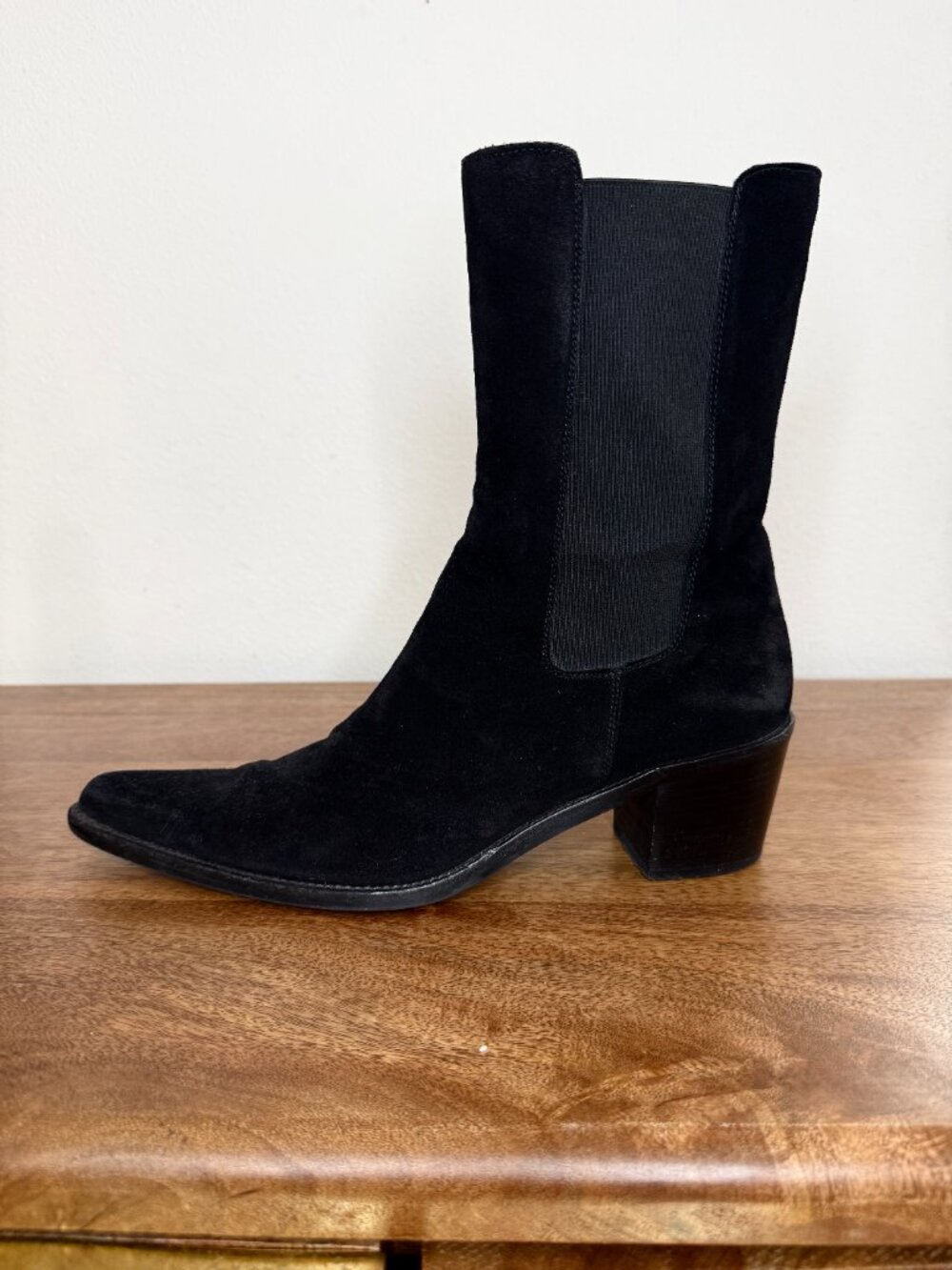 Moschino Cheap and Chic Black Suede Chelsea Boots Pointed Toe Italy 39.5 / 8.5 - Picture 5 of 6